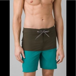 Prana On the Rocks Boardshort Sz 33
